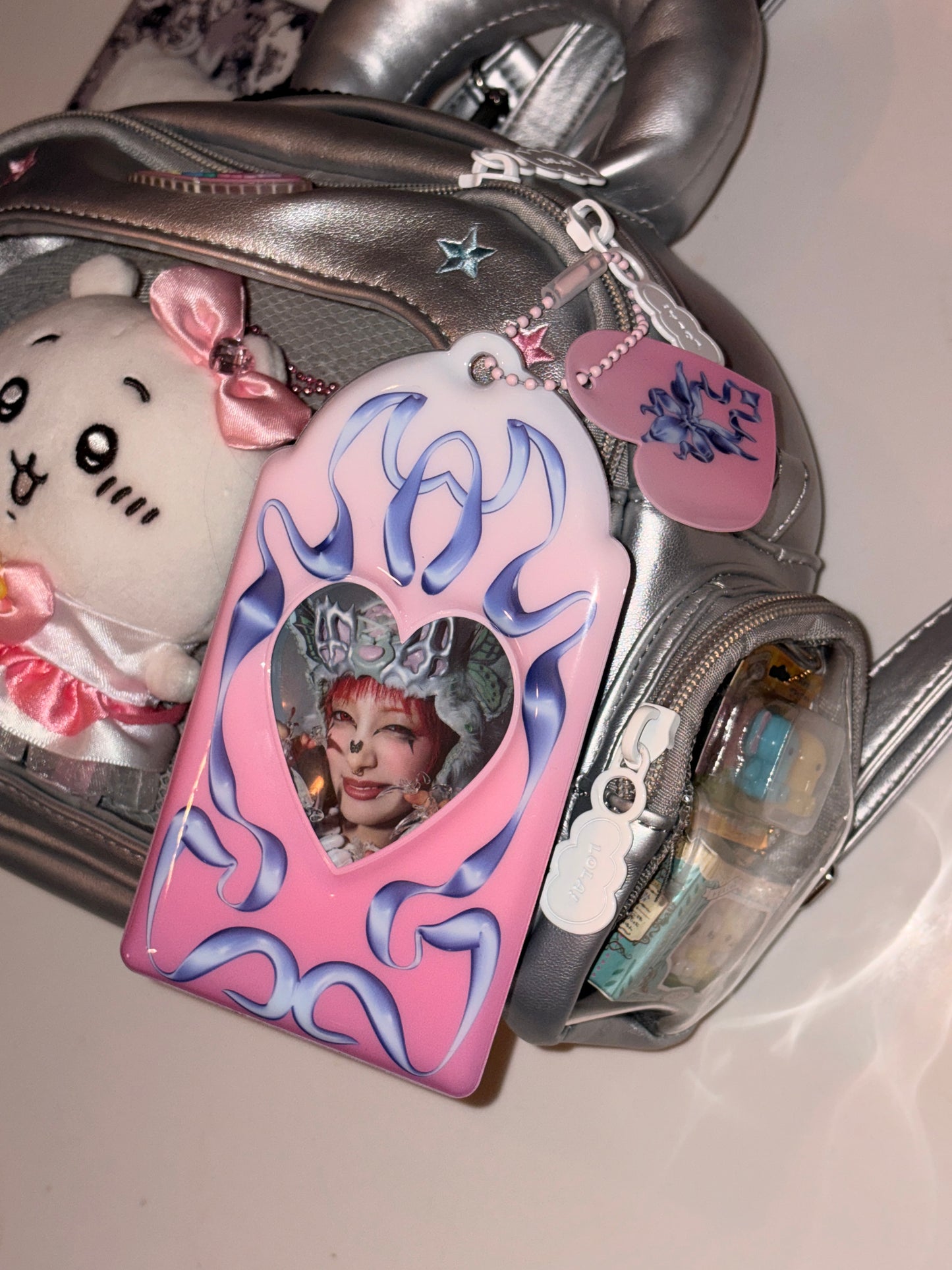 Alien Cardholder