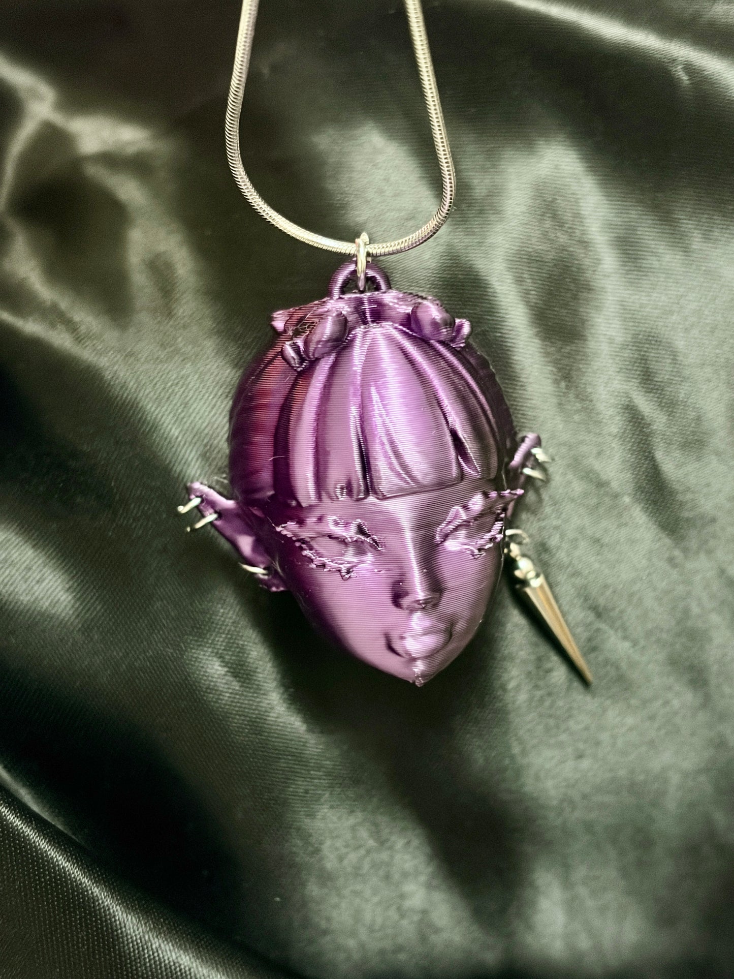 Ephyra Head Necklace & Keychain