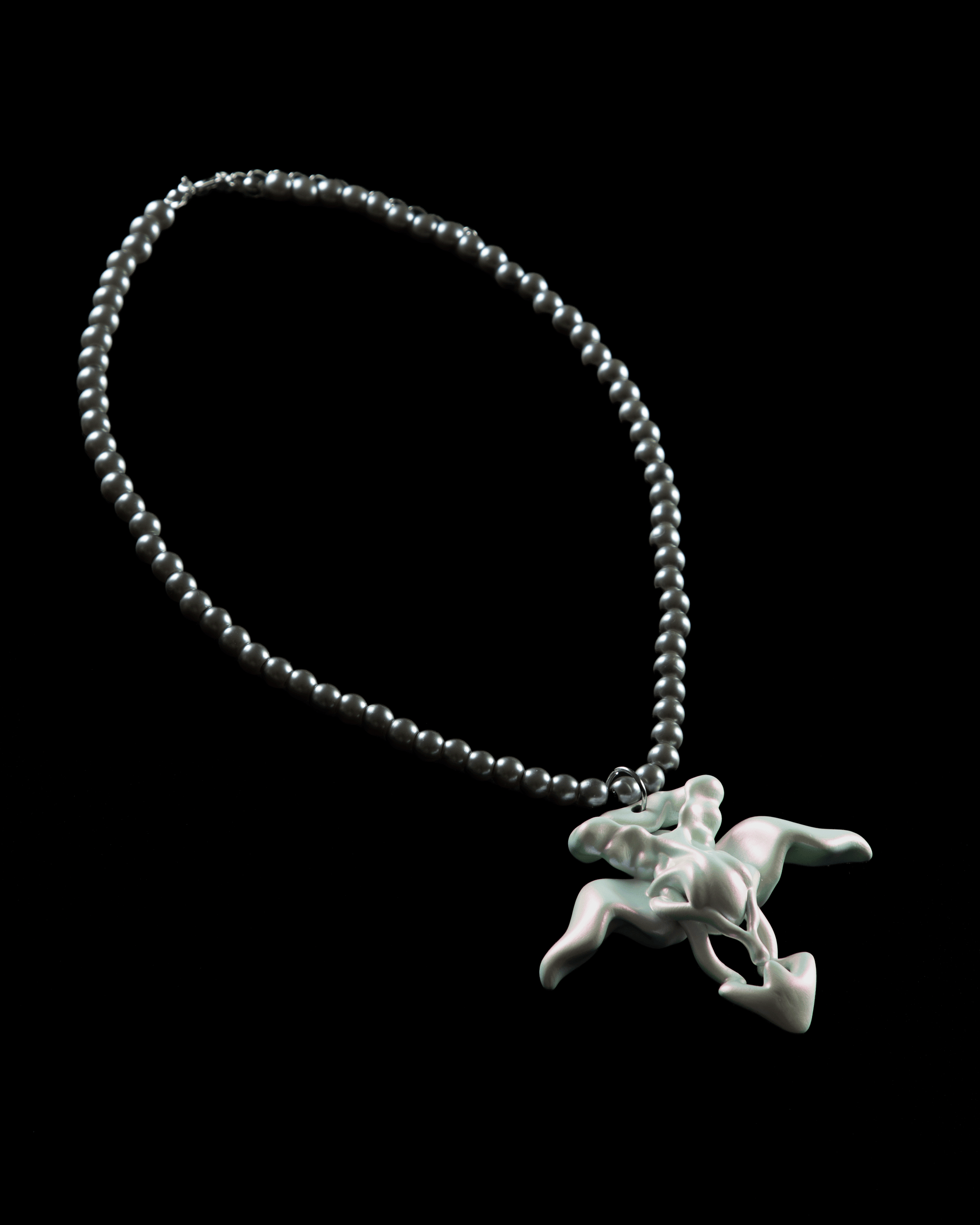 3D printed iridescent resin necklace/jewlery